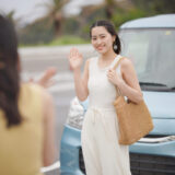 【悲報】女さん、とんでもない方法で知人の車と待ち合わせしてしまう